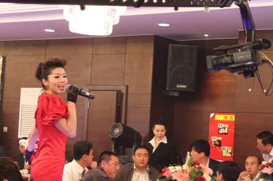 博奧大酒店舉辦文藝演出