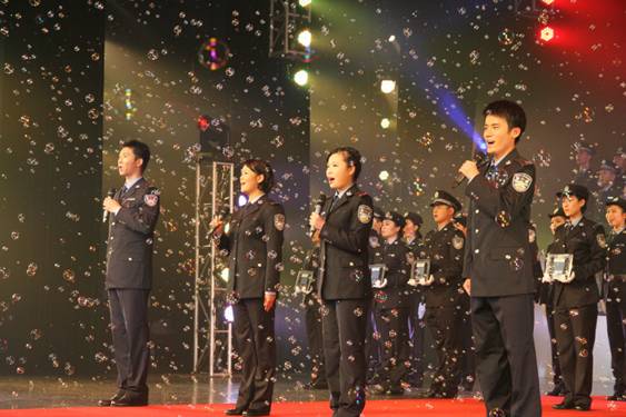 深圳公安局2013年入警仪式歌唱表演